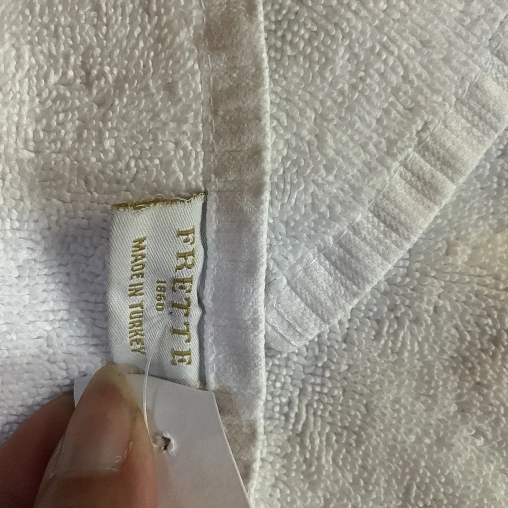 Frette 100% Cotton White Hand Towel Border‎ 29